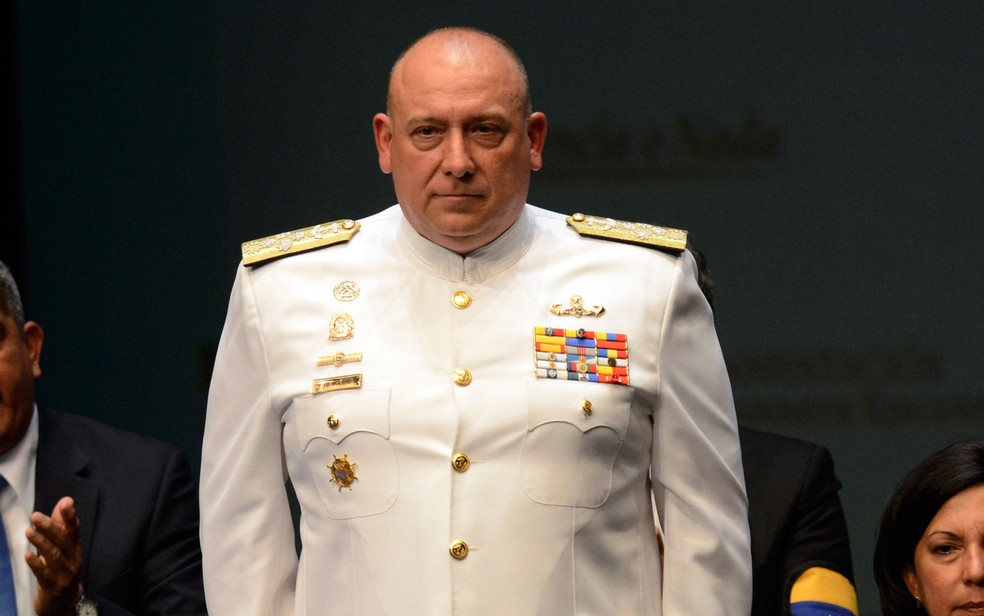 O embaixador da Venezuela no Peru, Diego Molero, em foto de 22 de abril de 2013, quando assumiu o cargo de ministro da Defesa  (Foto: Leo Ramirez/AFP)