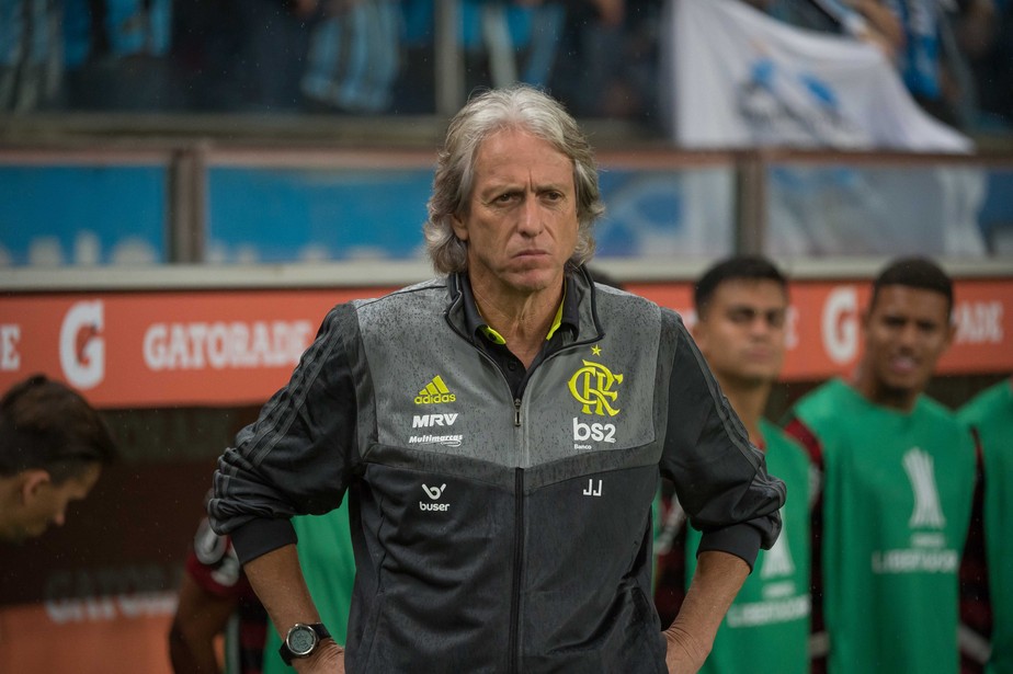 'Desfalcado, Flamengo fará cinco jogos antes da Libertadores e colocará elenco à prova