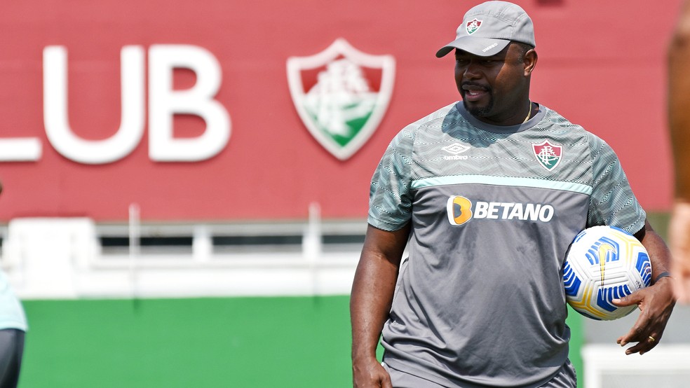 Marc�o em treino do Fluminense � Foto: Mailson Santana FFC