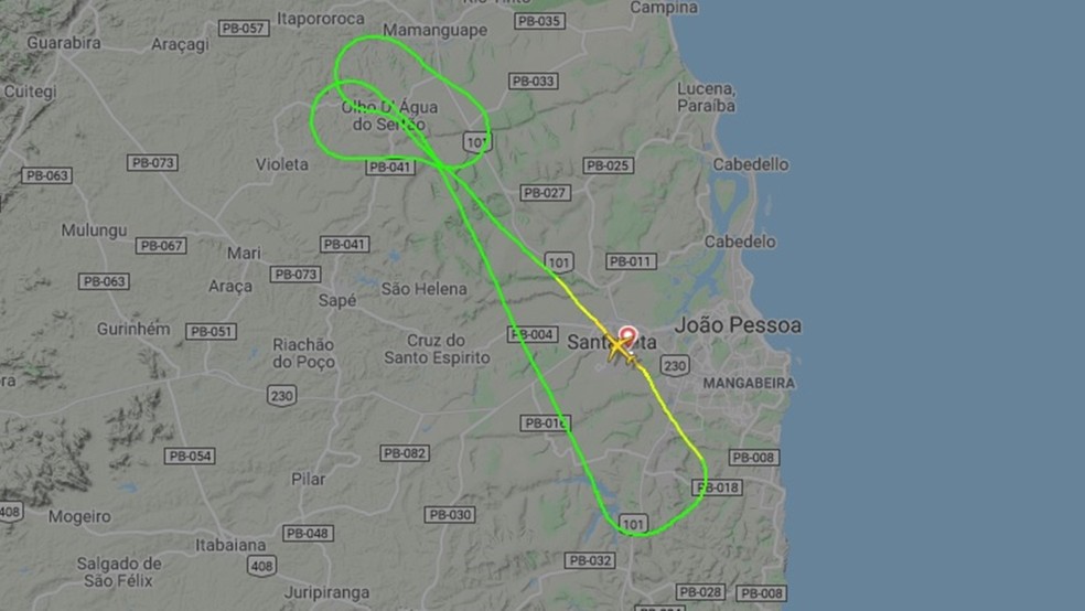 Percurso feito pelo avião após atingir ave e retornar para Aeroporto Castro Pinto, em João Pessoa — Foto: Reprodução/Flight Radar 24