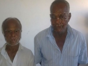 Dupla de idosos foi presa por crime de estelionato na Bahia (Foto: Giro em Ipiaú)