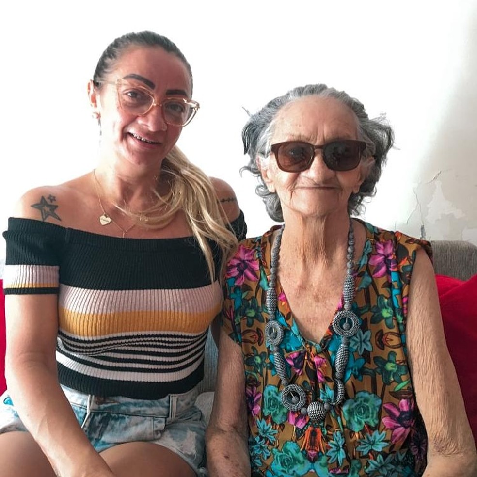 Fernanda e a mãe Aldenora — Foto: Cedida
