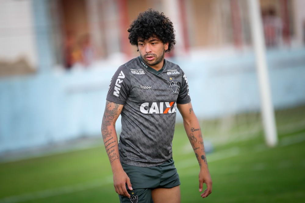 Diretor do Corinthians não descarta contratação de Luan, do Atlético-MG, mas diz: 