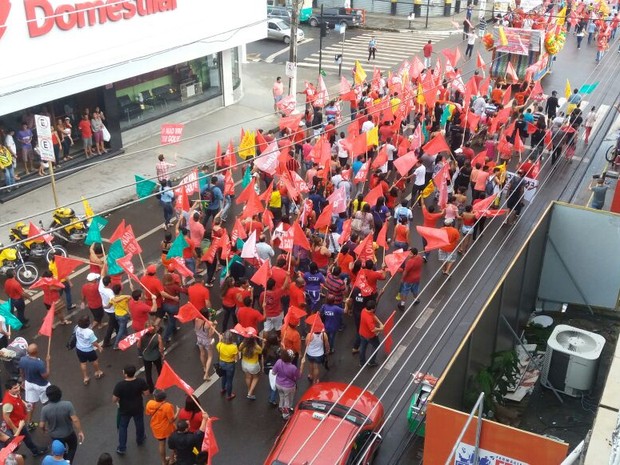 Manifestação, pró Dilma, Lula política, Macapá, Amapá (Foto: Jorge Abreu/G1)