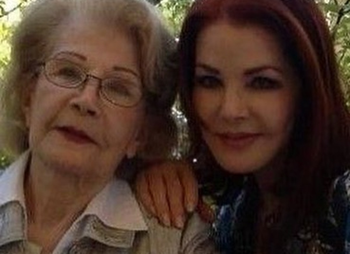 Priscilla Presley lamenta a morte da mãe, Ann Beaulieu (Foto: Reprodução)