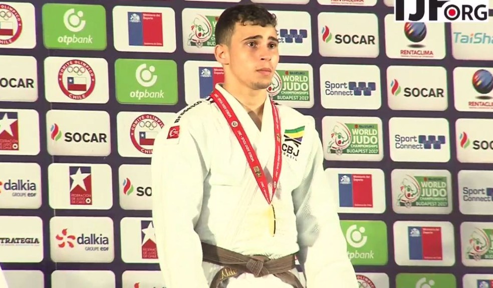Aldi Oliveira conquista título mundial em Santiago, no Chile (Foto: Reprodução)