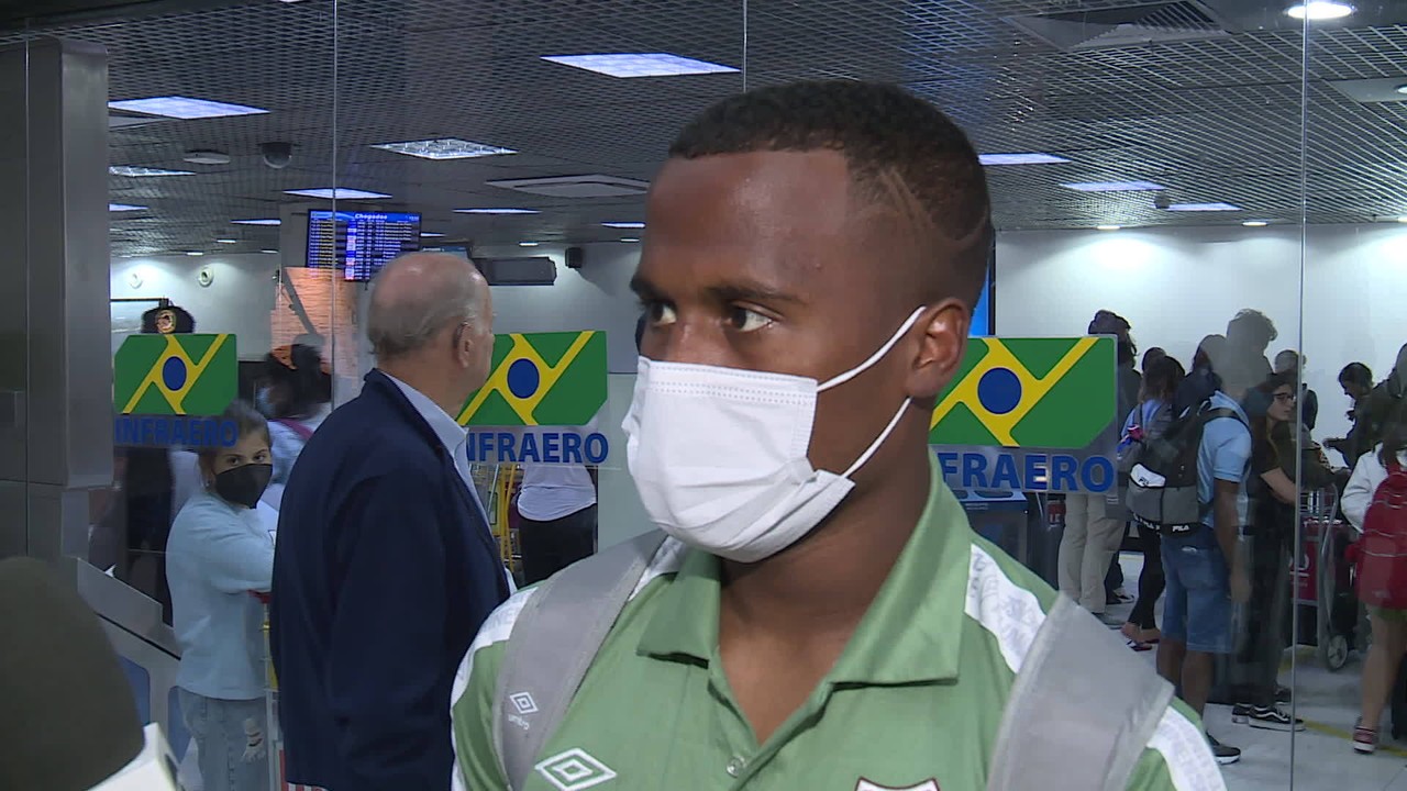 Arias fala na chegada do Fluminense ao Rio de Janeiro