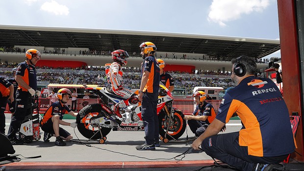 Pneu para moto de pista de corrida