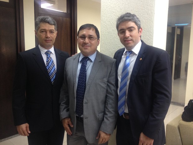 Candidatos que formam a lista tríplice (da esq. à direita): Roberto Álvares, Márcio Augusto Alves e João Paulo Furlan (Foto: Cassio Albuquerque/G1)