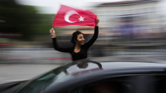 Resultado de eleição histórica na Turquia deve sair nas próximas horas 