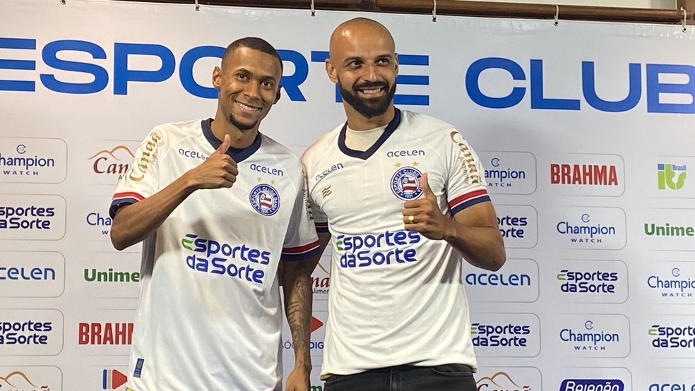 Ademir e Thaciano foram apresentados oficialmente na manhã desta quinta-feira — Foto: Gabrielle Gomes