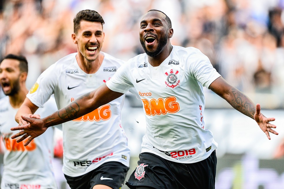 Se entrar em campo contra o São Paulo, Manoel completará 50 jogos com a camisa do Timão