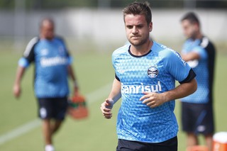 Ramiro agradece apoio e promete dar o melhor para retornar após cirurgia