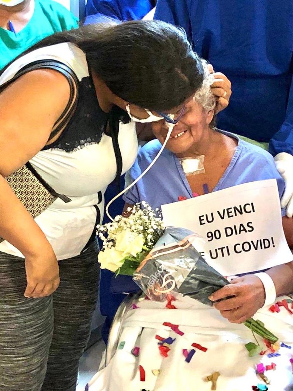 Luzia Angelita Costa recebeu alta da Covid-19 após 90 dias internada no Hospital Universitário, em São Luís — Foto: Divulgação/HUUFMA