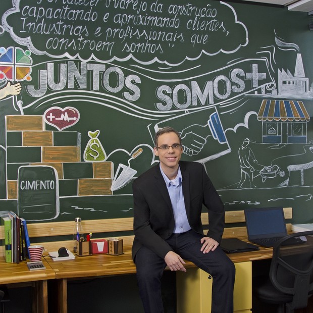 Antônio Serrano, CEO da Juntos Somos Mais, joint venture da Votorantim Cimentos, Tigre e Gerdau (Foto: Divulgação)