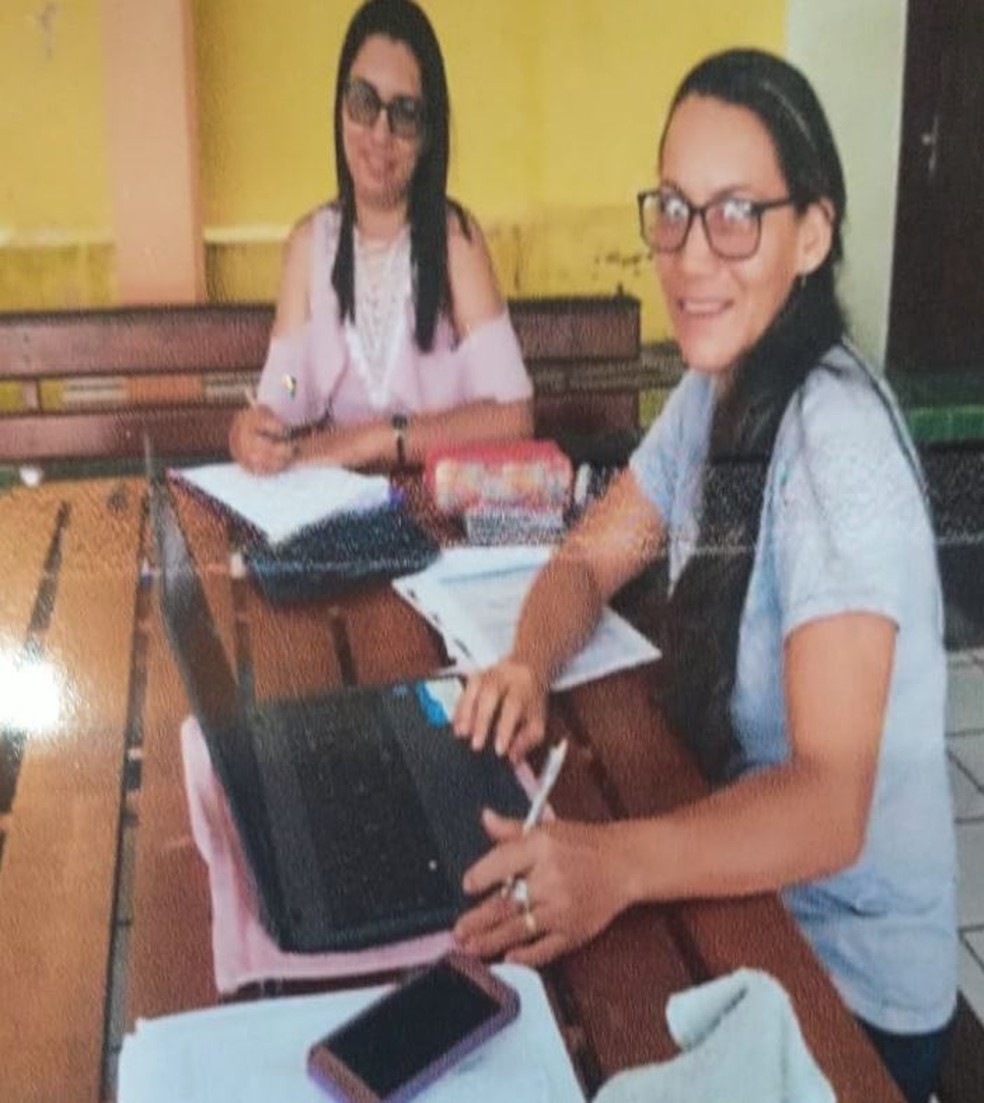 Rosa se dedica a dar aulas para presidiários em Cruzeiro do Sul  — Foto: Arquivo pessoal 