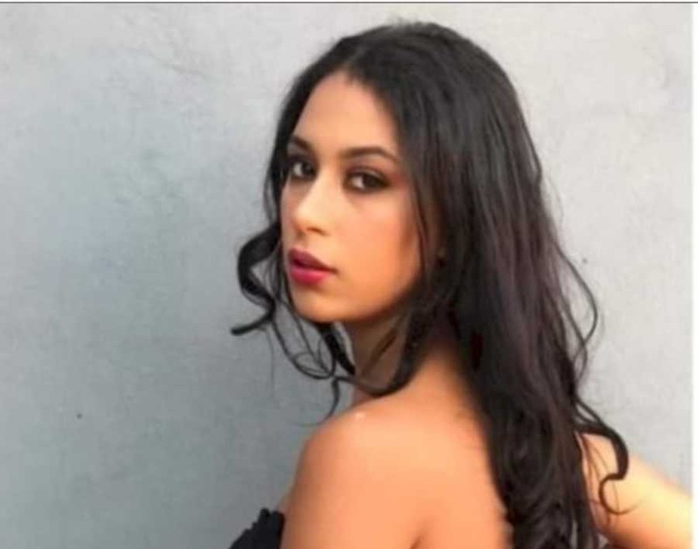 Adolescente de 15 anos desaparecida há quatro dias foi encontrada morta em brejo no MS — Foto: Redes sociais