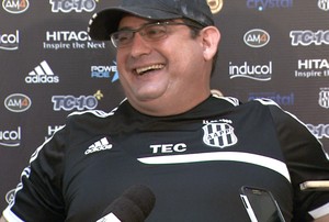 Guto Ferreira, técnico da Ponte Preta (Foto: Carlos Velardi/ EPTV)