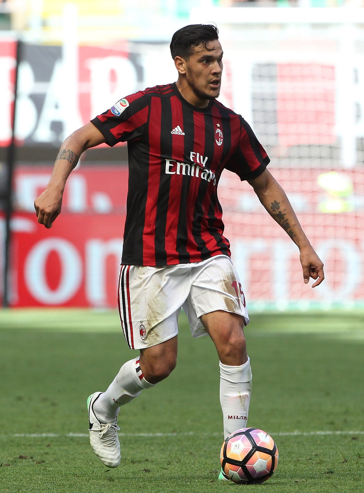Palmeiras se acerta com o Milan, e Gustavo Gómez chega ao ...