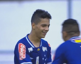 Após superar nervosismo da estreia, Cruzeiro pega o Vitória da Conquista