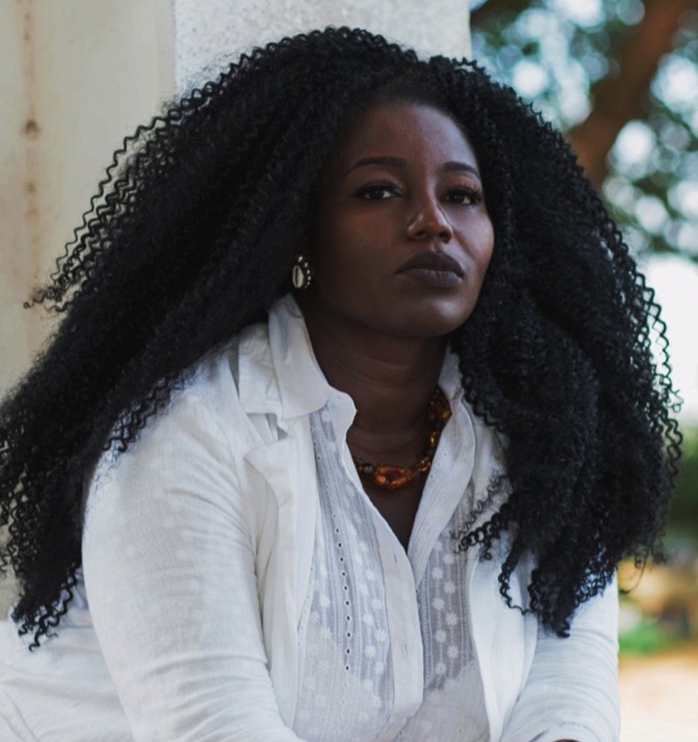 Carla Akotirene vê sua presença nas redes como meio de chegar aos jovens: “São elementos que dão mais consistência a essa geração que está engajada e bem-intencionada” — Foto: Divulgação
