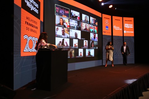 Realizado em formato híbrido, evento de premiação contou com a interação virtual do público.