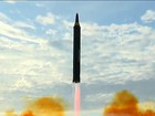 Coreia do Norte divulga imagens de novo míssil que sobrevoou Japão