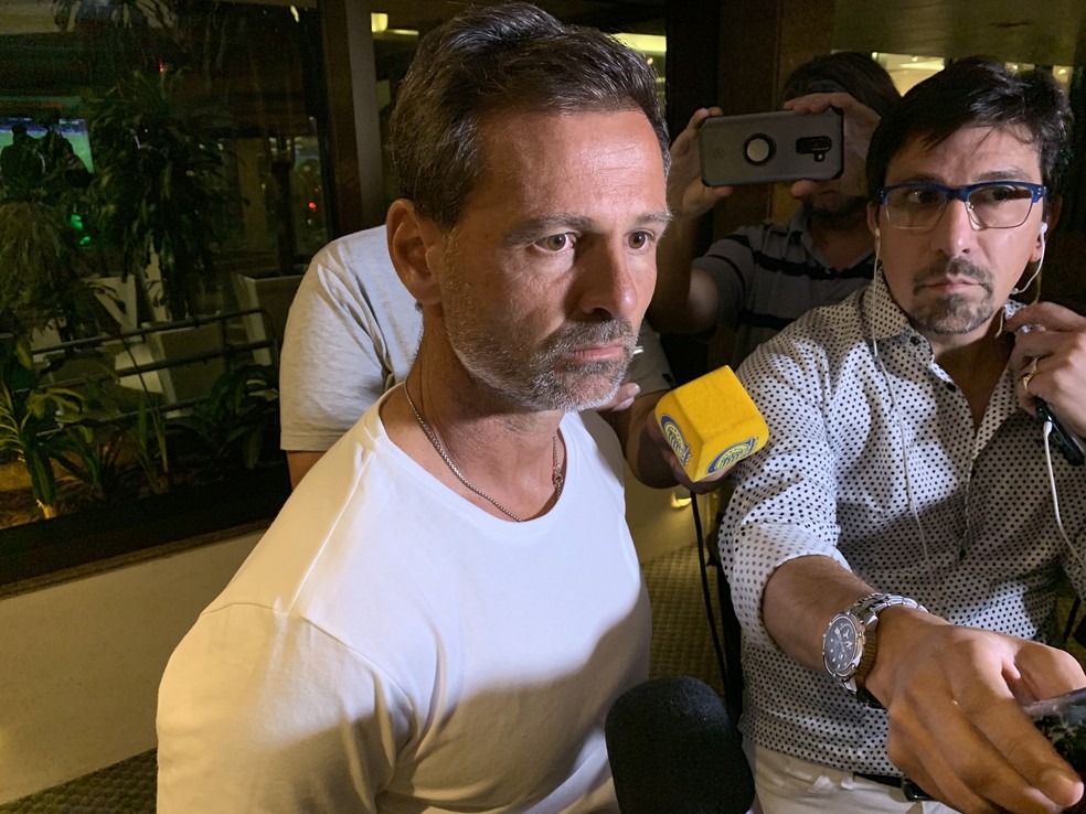 Diego Cocca assumiu faz pouco e mudou o time do Rosario — Foto: Matheus Beck / GloboEsporte.com