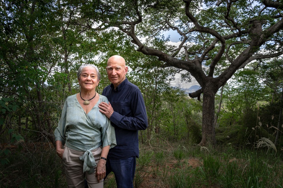 Lélia e Salgado: união na vida, na fotografia e na paixão pelo Planeta.  — Foto: Divulgação