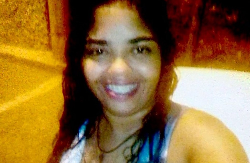 Nildilane Pereira Luiz foi morta a facadas em Atílio Vivácqua, no Espírito Santo — Foto: Arquivo Pessoal