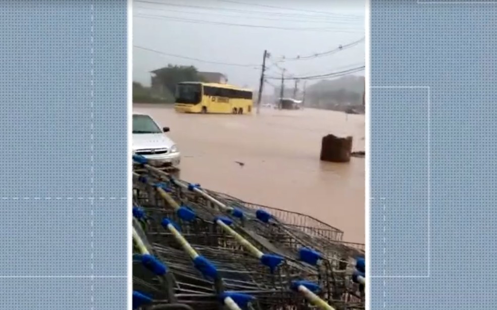 Chuvas em Catu — Foto: Reprodução/TV Bahia