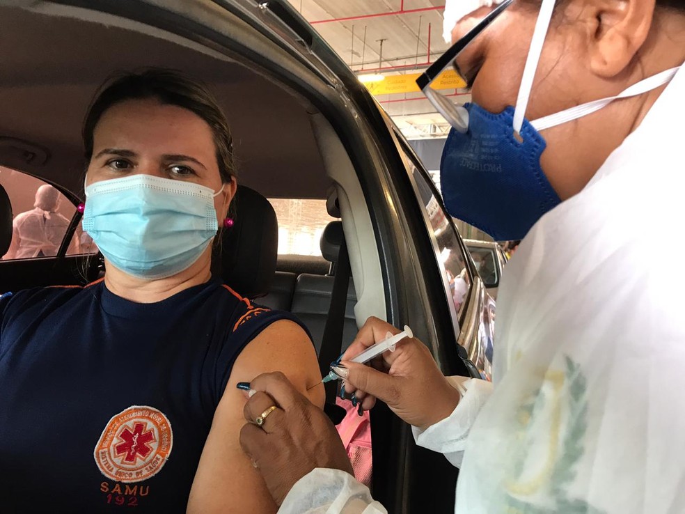 Covid-19: Natal abre mais 28 salas de vacina para atender profissionais de  saúde a partir desta segunda-feira | Rio Grande do Norte | G1