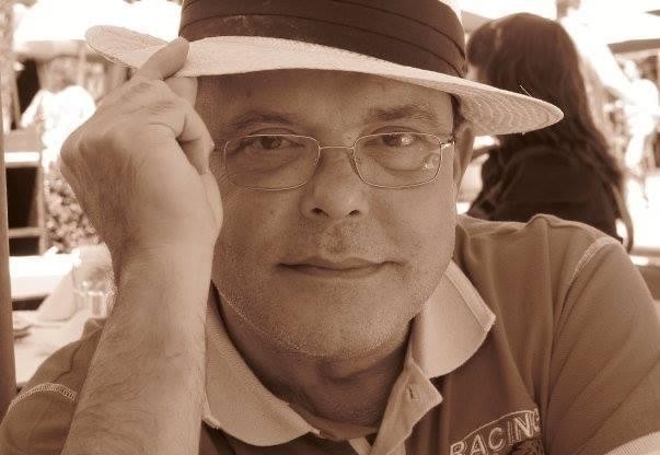 Apresentador e jornalista Fernando Vannucci morreu aos 69 anos de idade de infarto (Foto: Reprodução/Facebook)