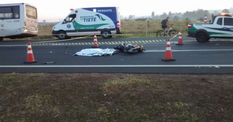 Motociclista morreu em acidente pelo SP-101 (Foto: Reprodução/EPTV)