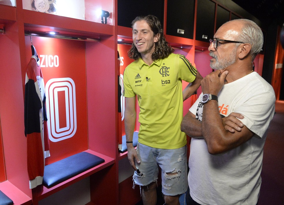 Para Junior, com Zico, o atual Flamengo seria melhor do que o time de 1981 — Foto: André Durão
