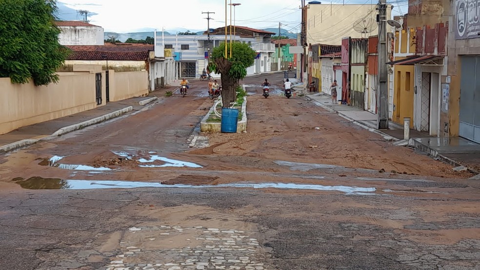 Cidade de Almino Afonso, no RN, teve alagamentos por causa de fortes chuvas — Foto: Cedida