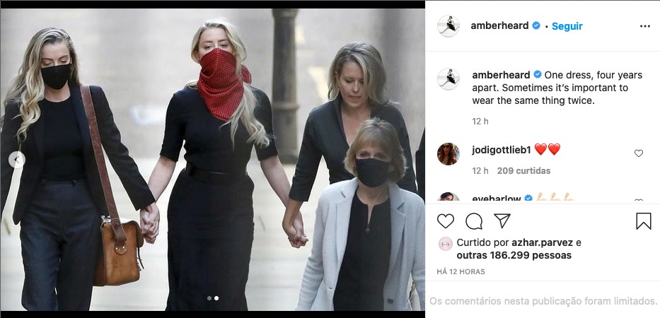 A outra foto compartilhada pela atriz Amber Heard, com ela chegando ao julgamento do processo movido e perdido por Johnny Depp, em reação à derrota do ex nos tribunais britânicos (Foto: Instagram)