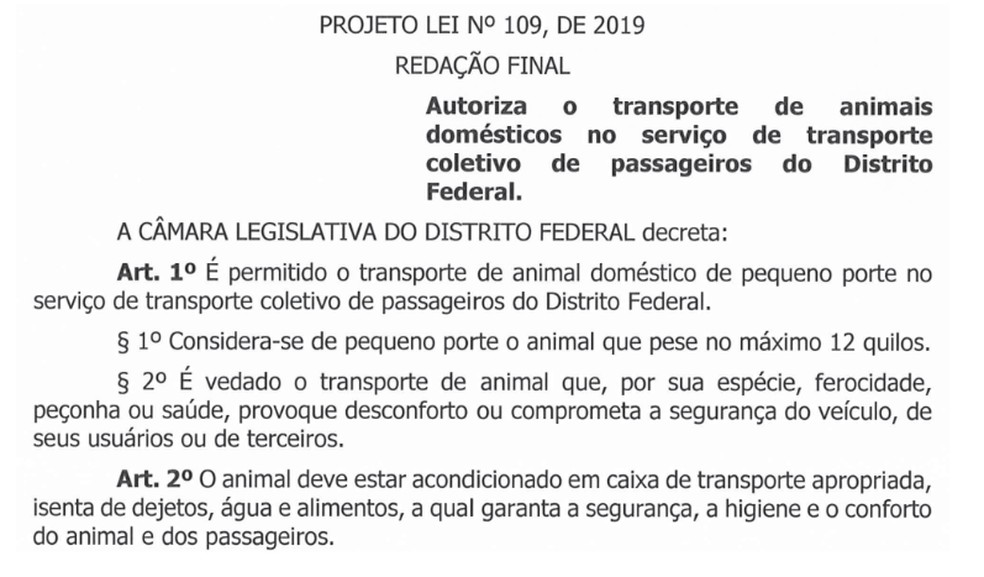 Trecho do PL nº 109/2019; proposta autoriza o transporte de animais de estimação no transporte coletivo do DF — Foto: CLDF/Reprodução