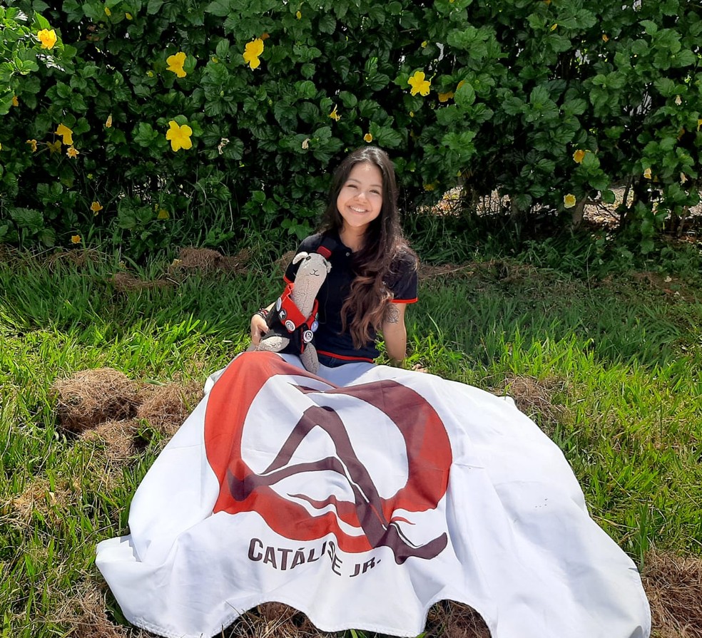 Gabriella Yukie Araujo, de 21 anos, da Unesp, foi a candidata selecionada para a vaga da Sanofi. — Foto: Arquivo Pessoal
