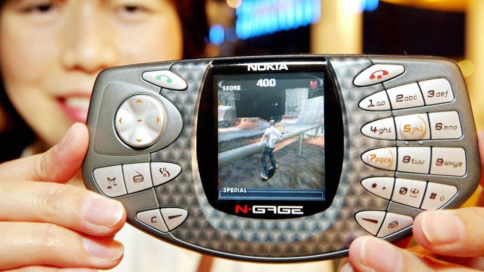 N-Gage foi um celular da Nokia voltado para games (Foto: Reprodução/Betech)