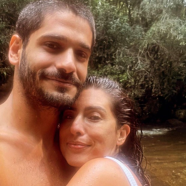 Fernanda Paes Leme e o namorado (Foto: Reprodução/Instagram)