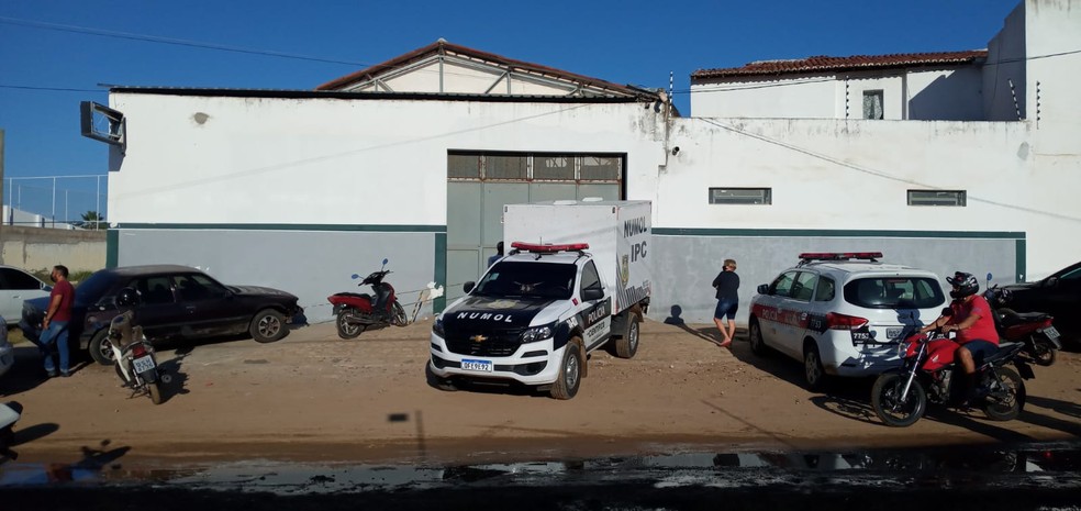 Mecânico morre após explosão enquanto trabalhava em oficina, no Sertão da Paraíba — Foto: Beto Silva/TV Paraíba