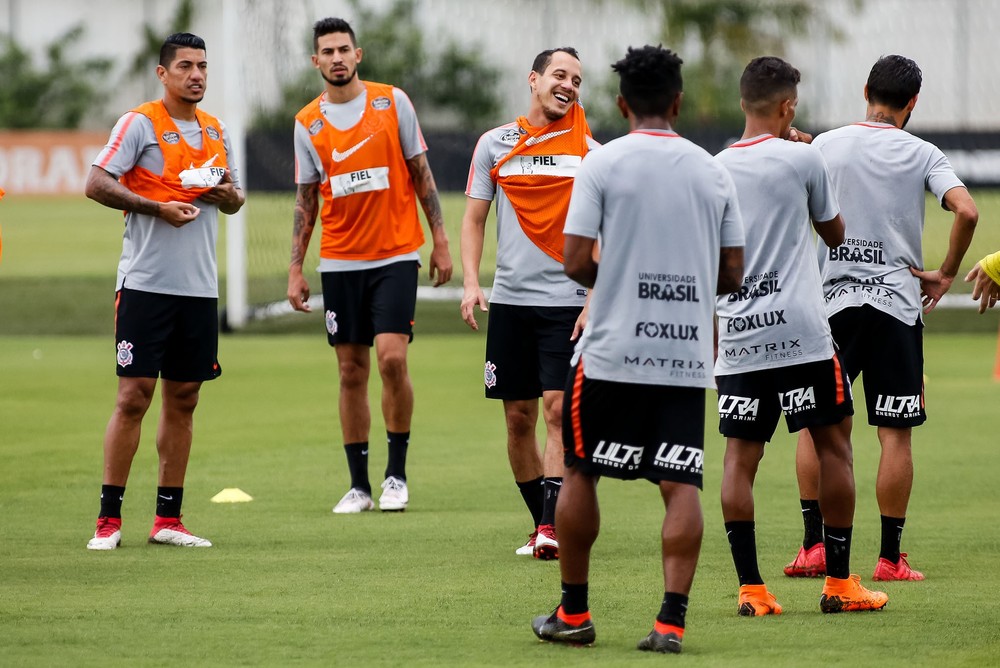 Matheus Vital tem infecção no dedo do pé e não participou das atividades no dia de hoje