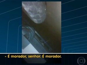 Vídeo mostra momento em que jovens são baleados na Palmeirinha, rio (Foto: Reprodução / TV Globo)