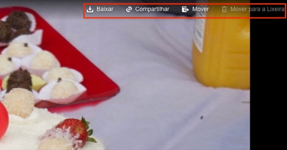 Ações para um arquivo aberto no serviço online Amazon Drive — Foto: Reprodução/Marvin Costa