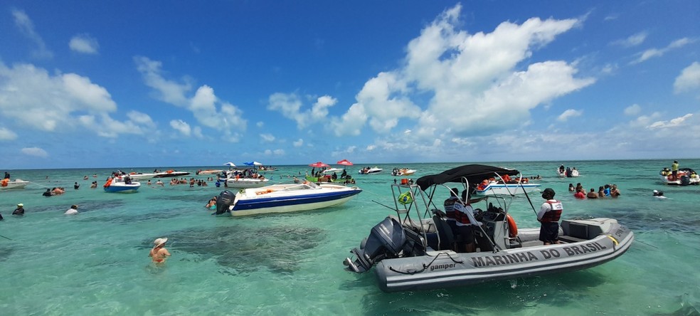 Operação Verão começou há uma semana e se estende até fevereiro — Foto: Divulgação/Marinha do Brasil