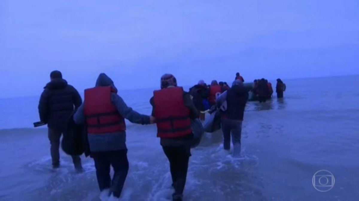 La police française arrête un cinquième suspect dans le naufrage d’un bateau avec des immigrés dans la Manche |  Journal national