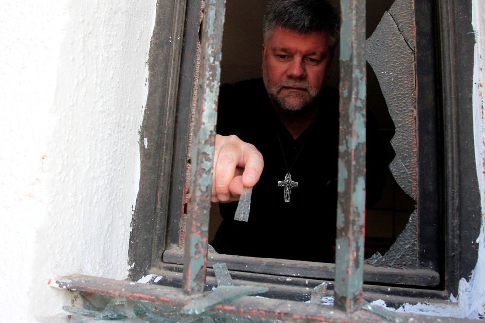 Resultado de imagem para No chile, igrejas são atacadas antes de visita do papa