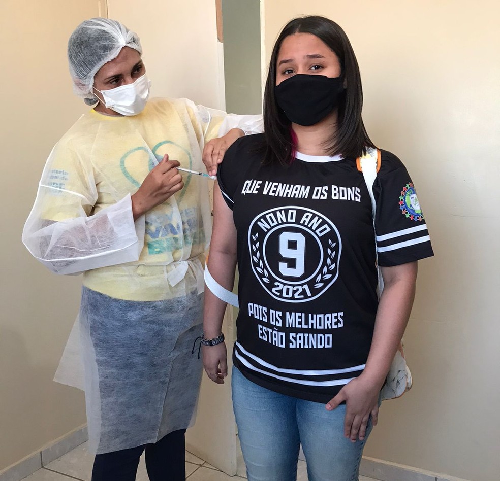 Adolescentes de 12 a 17 anos são vacinados em Jaicós — Foto: Secretaria da Saúde de Jaicós