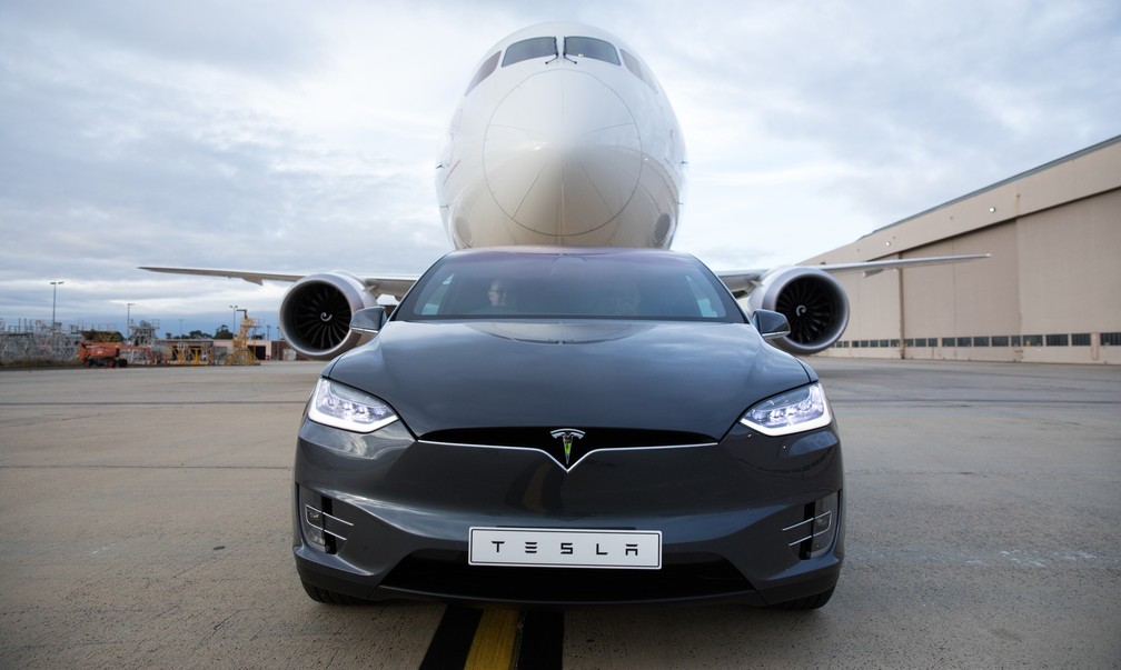 Tesla Model X tem mais de 500 cv e 67 kgfm de torque (Foto: Divulgação)